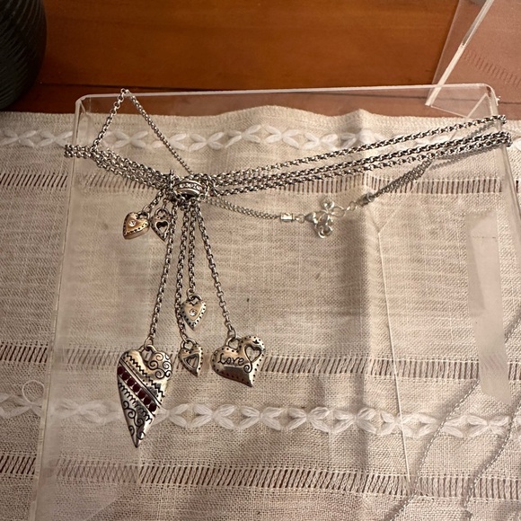 Elegant Silver Necklace - Picture 2 of 8